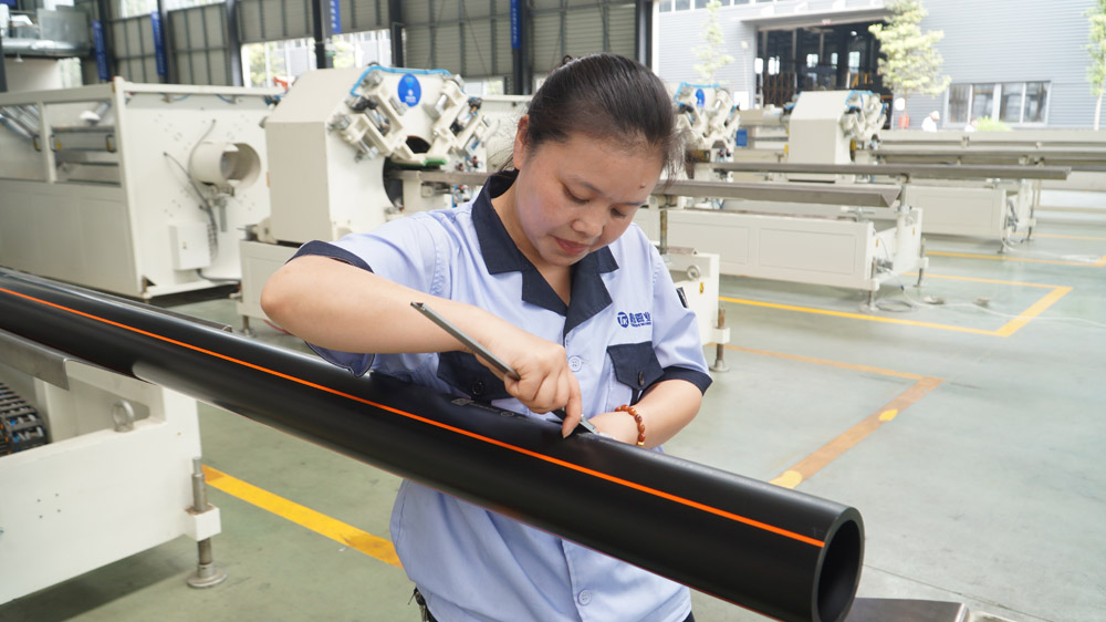 1498716519593409qOiO.jpg 20170614114621989.jpg